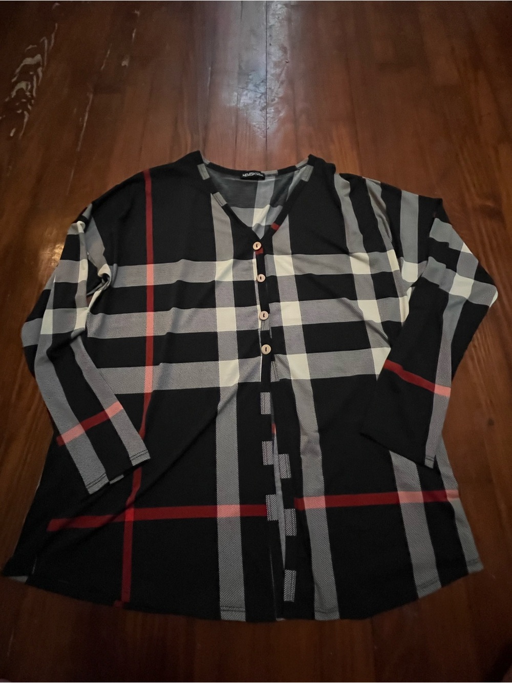 Hemish USA Black Cream and Red Check Plaid Shirt Cardigan